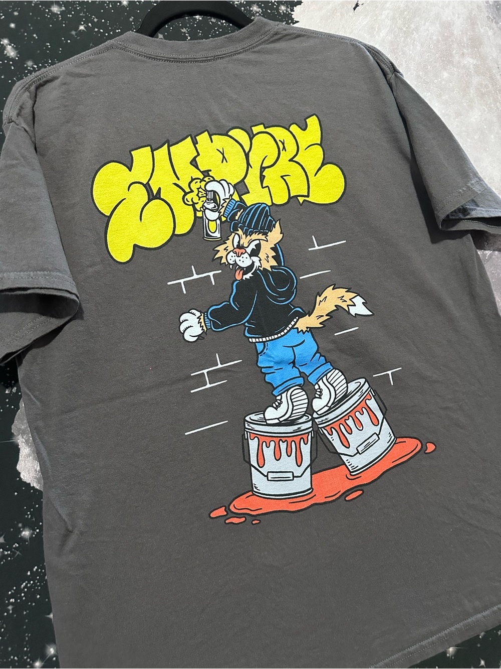 Empyre Graffiti Cat Bubble Letter Graphic Shirt - Picture 3 of 8